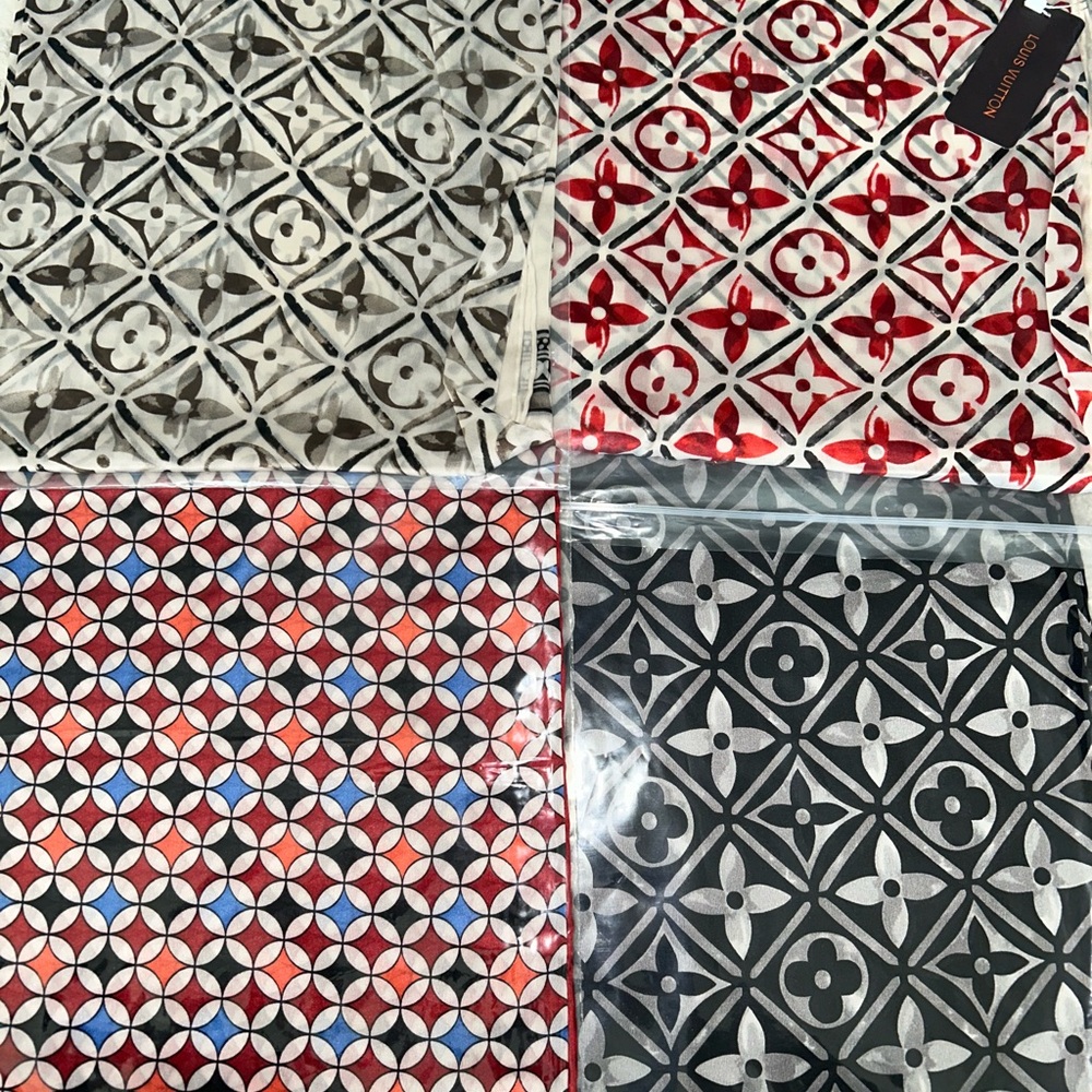 Geometric Patterned Fabric scarf